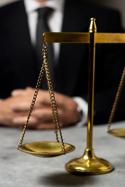 truth-concept-arrangement-with-balance