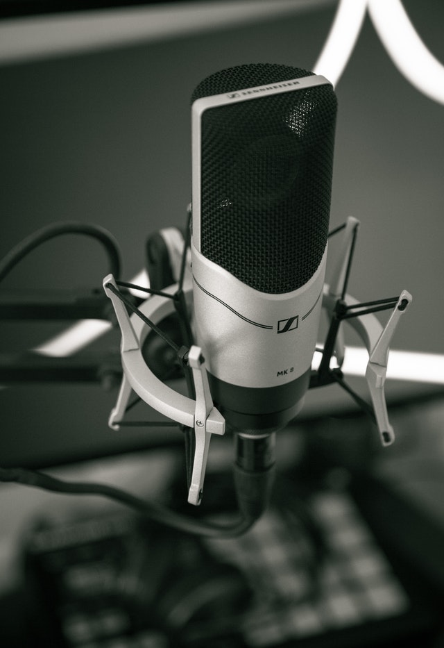 selective-focus-photography-of-condenser-microphone